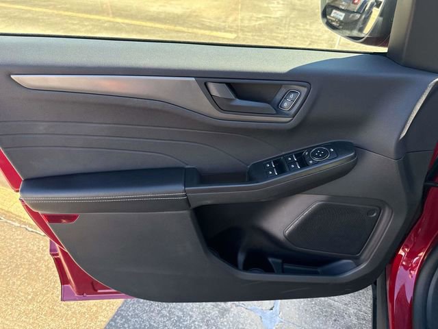 Used 2025 Ford Escape Active FWD image 23