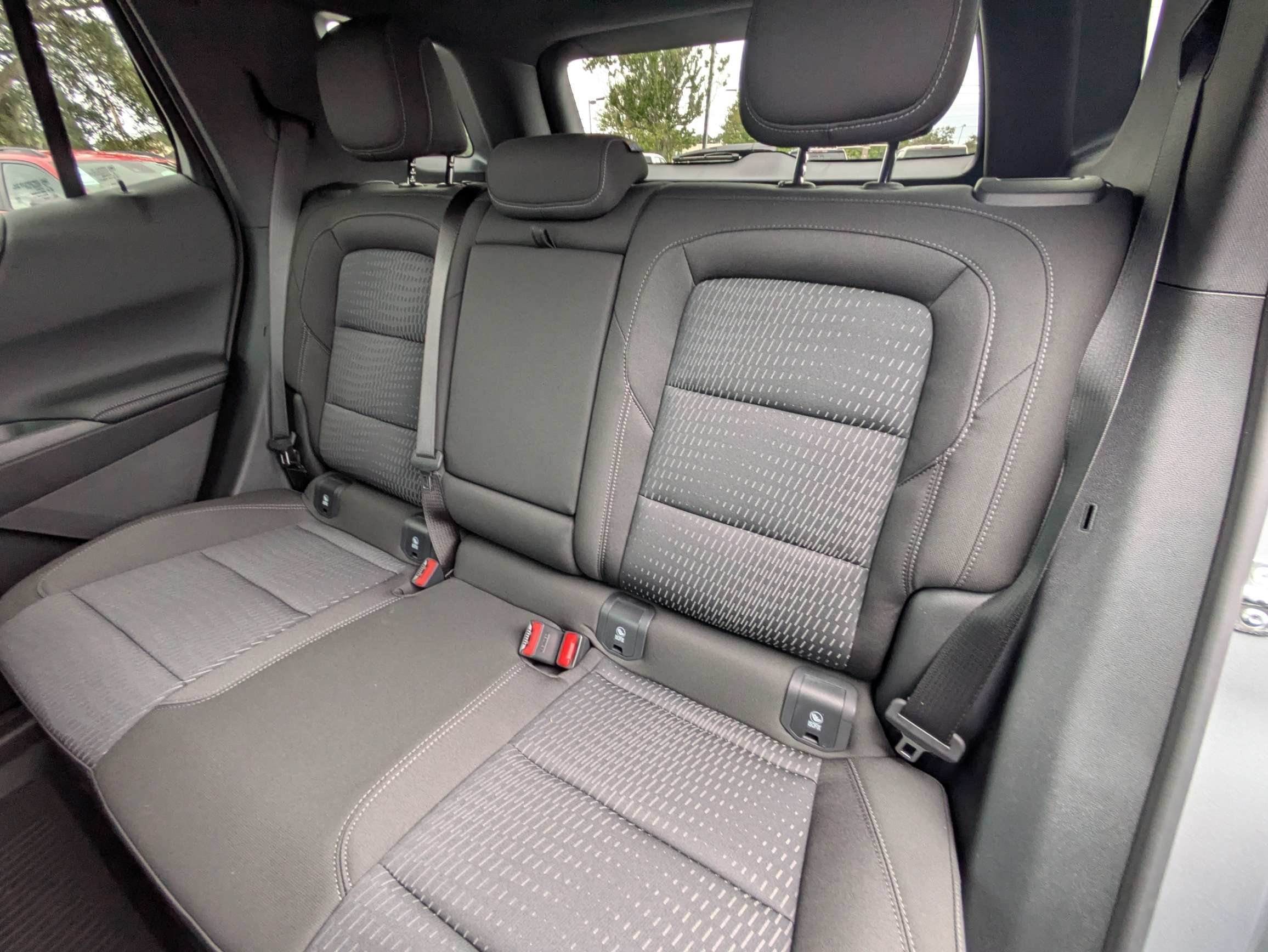 New 2027 Chevrolet Equinox LT FWD image 8