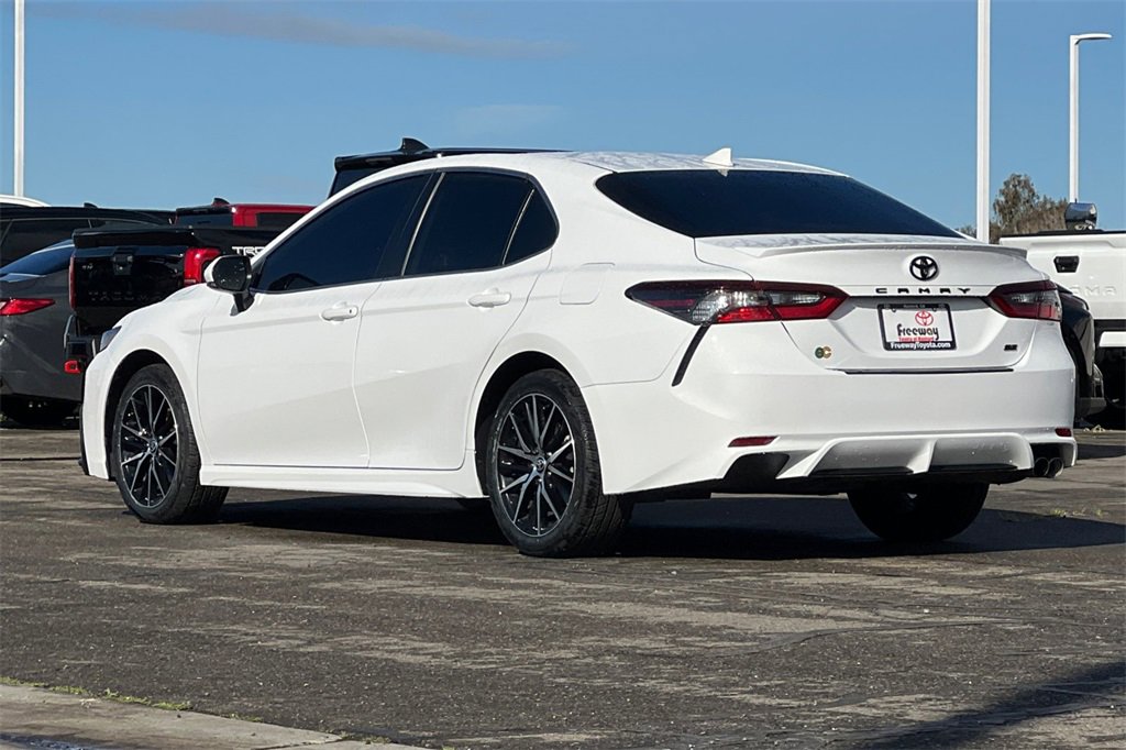 Certified 2024 Toyota Camry SE image 7