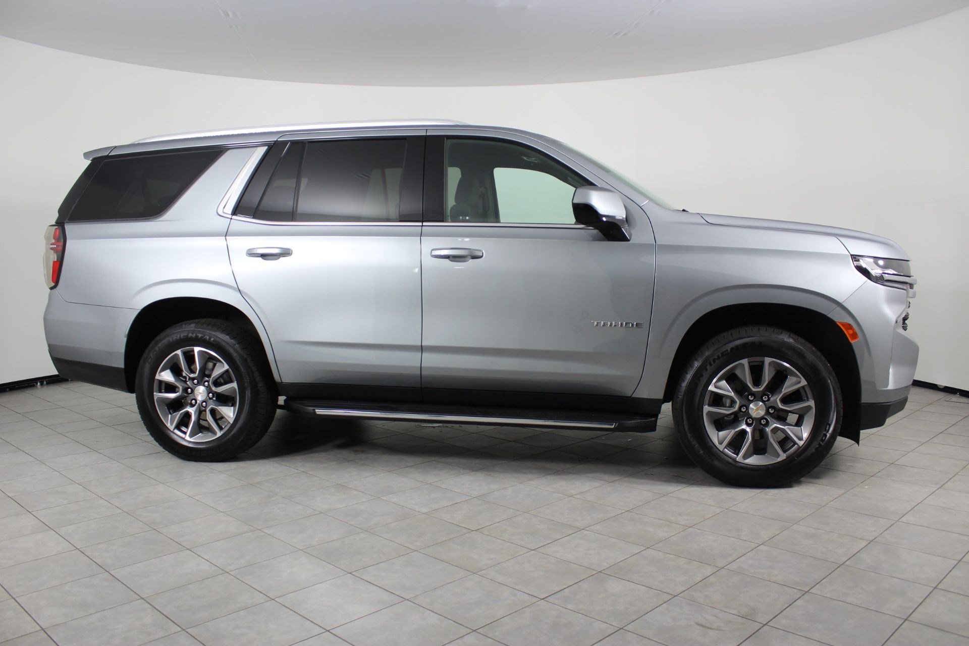 Used 2024 Chevrolet Tahoe LS w/ Driver Alert Package image 8