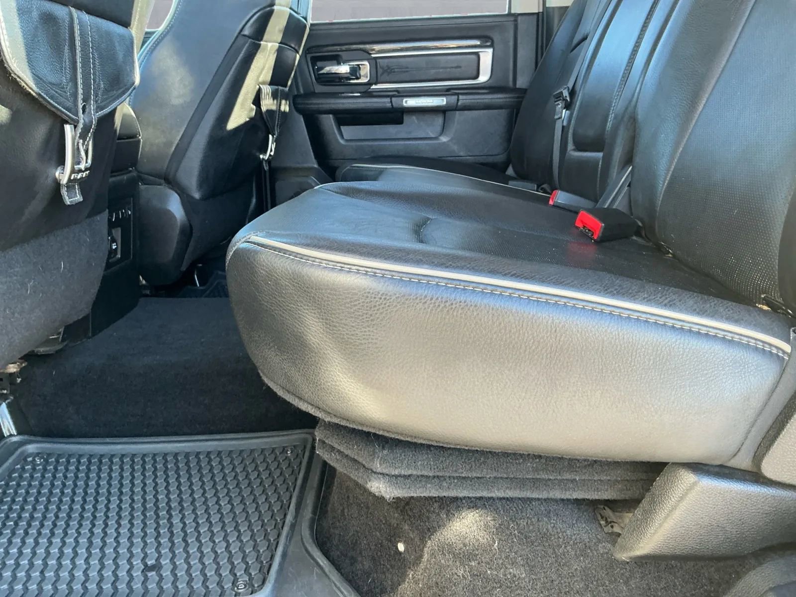 Used 2014 RAM 1500 Limited image 12