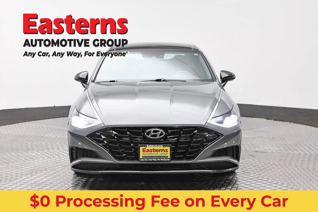 Used 2023 Hyundai Sonata SEL Plus w/ Preferred Accessory Package FWD image 2
