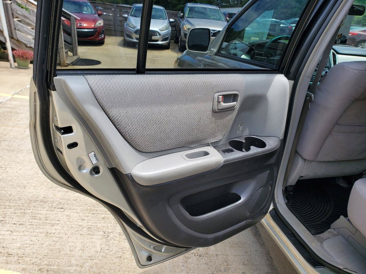 Used 2006 Toyota Highlander Limited AWD/4WD image 14