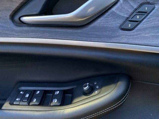 Used 2022 Jeep Grand Cherokee Limited 4xe w/ Luxury Tech Group II image 30