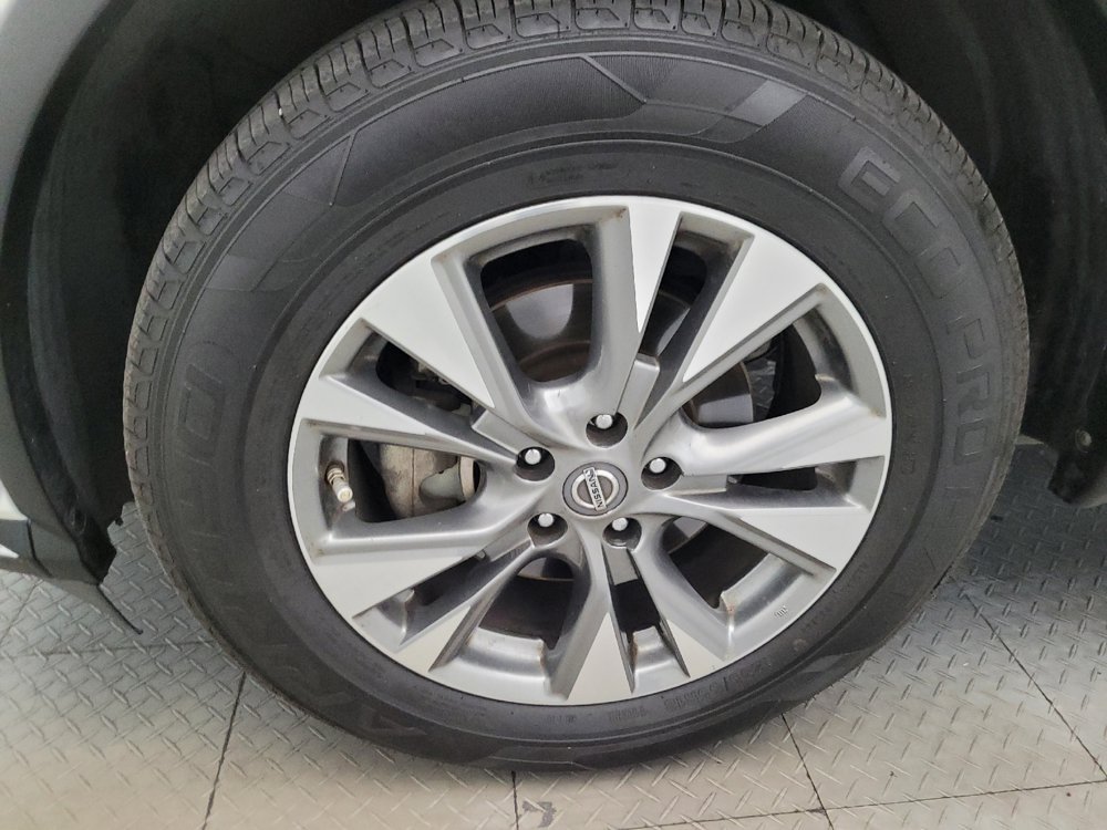Used 2018 Nissan Murano S FWD image 31