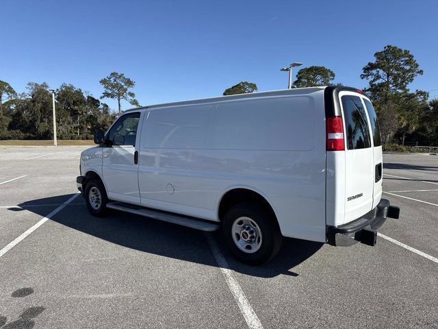 Used 2024 GMC Savana 2500 w/ Driver Convenience Package image 5
