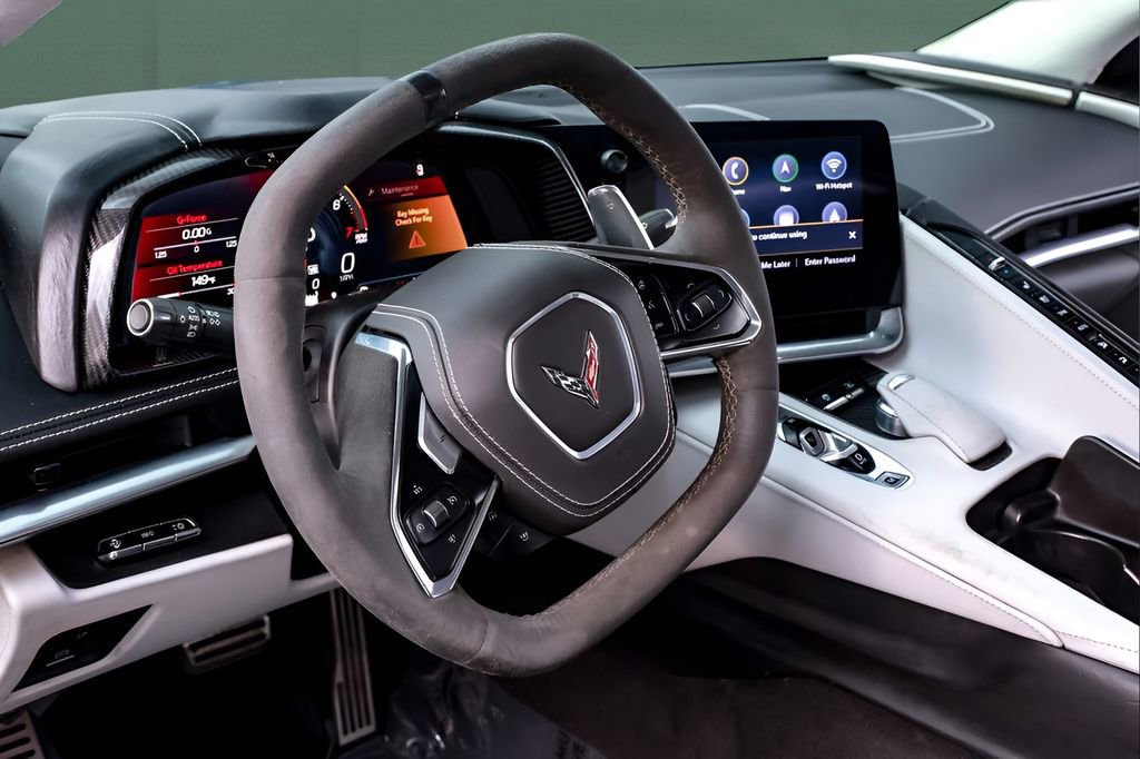 Used 2023 Chevrolet Corvette Stingray Premium Conv w/ Z51 Performance Package RWD image 21