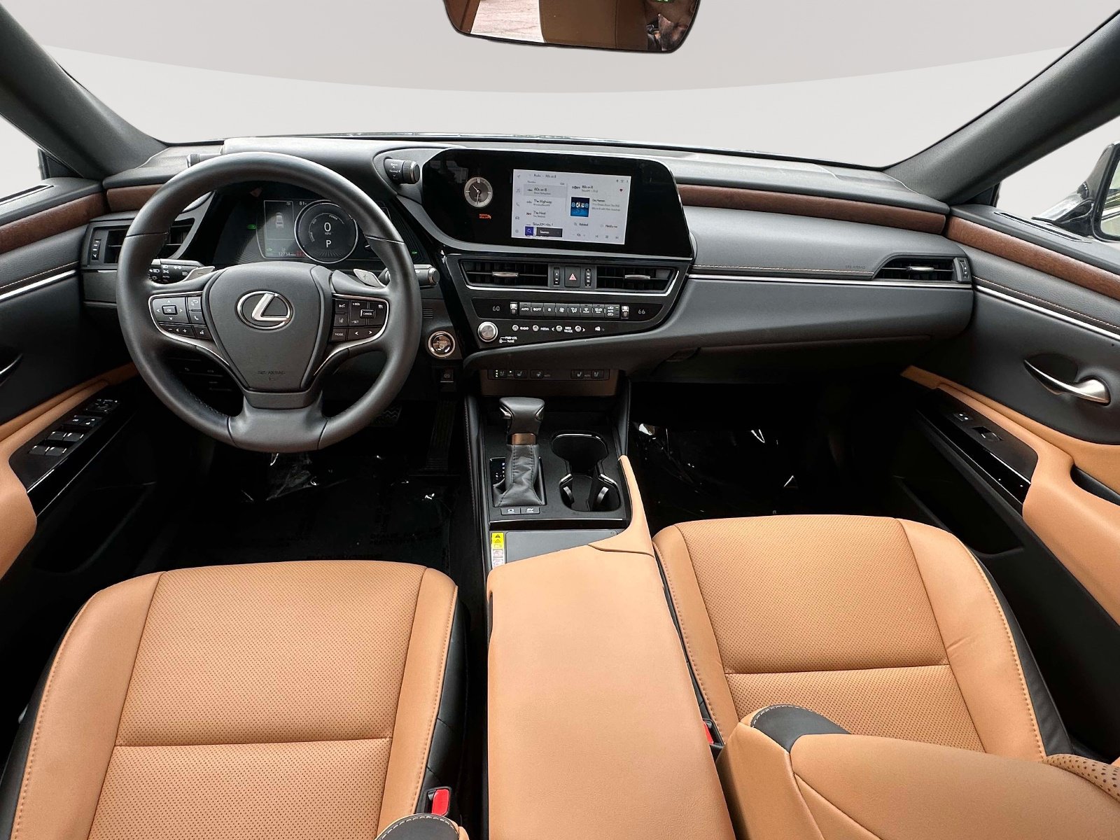 Used 2025 Lexus ES 300h w/ Premium Package FWD image 7