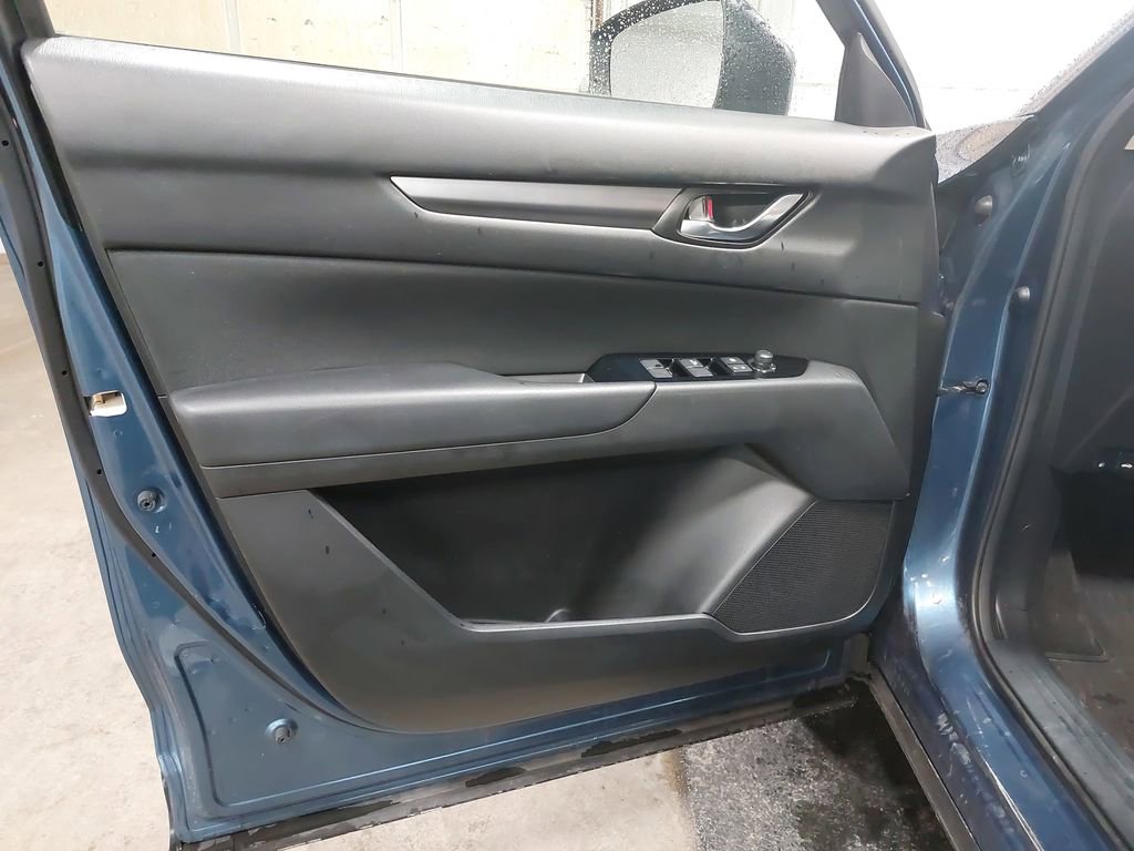 Used 2017 MAZDA CX-5 Sport FWD image 27