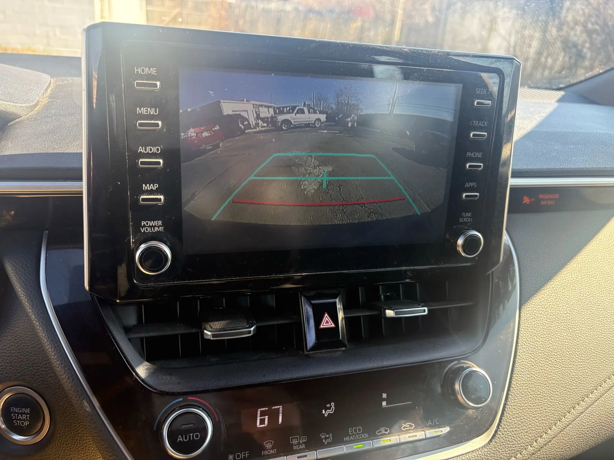 Used 2019 Toyota Corolla SE FWD image 16