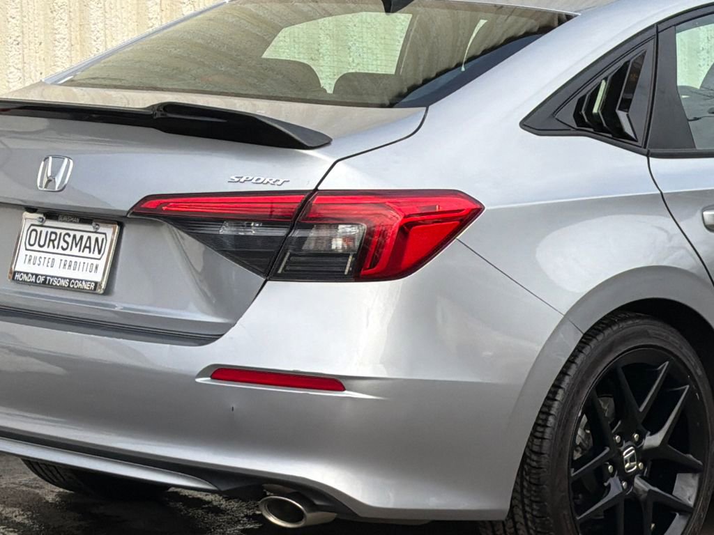 Used 2024 Honda Civic Sport image 8