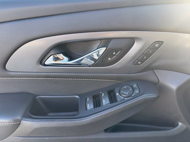 Certified 2021 Chevrolet Traverse Premier w/ LPO, 'HIT The Road' Package AWD/4WD image 18
