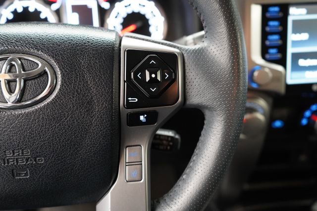 Used 2022 Toyota 4Runner TRD Sport AWD/4WD image 19