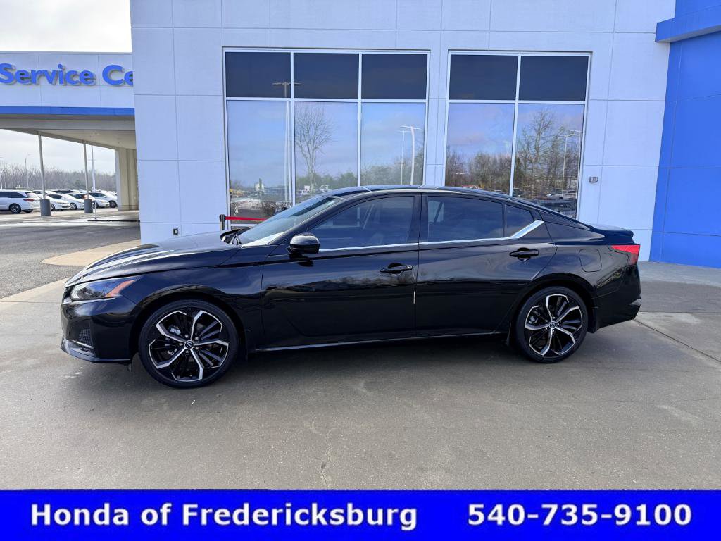 Used 2024 Nissan Altima 2.5 SR w/ SR Premium Package