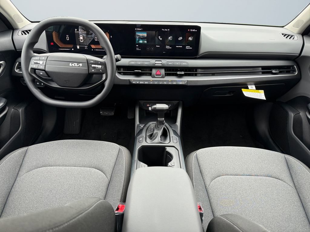 New 2025 Kia K4 LXS image 10