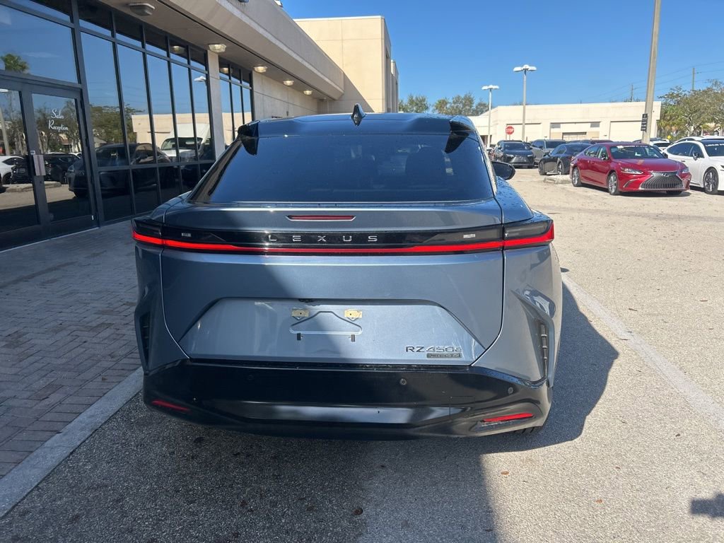 Certified 2023 Lexus RZ 450e Premium w/ Accessory Package (Z1) image 4