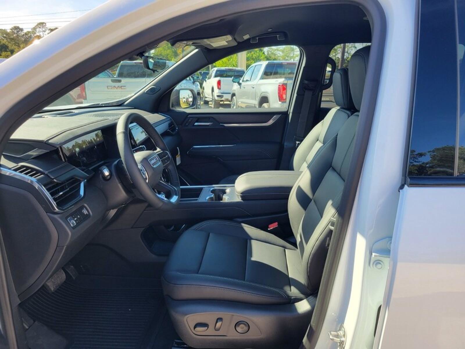 New 2026 GMC Acadia Elevation w/ Black Edition FWD image 11
