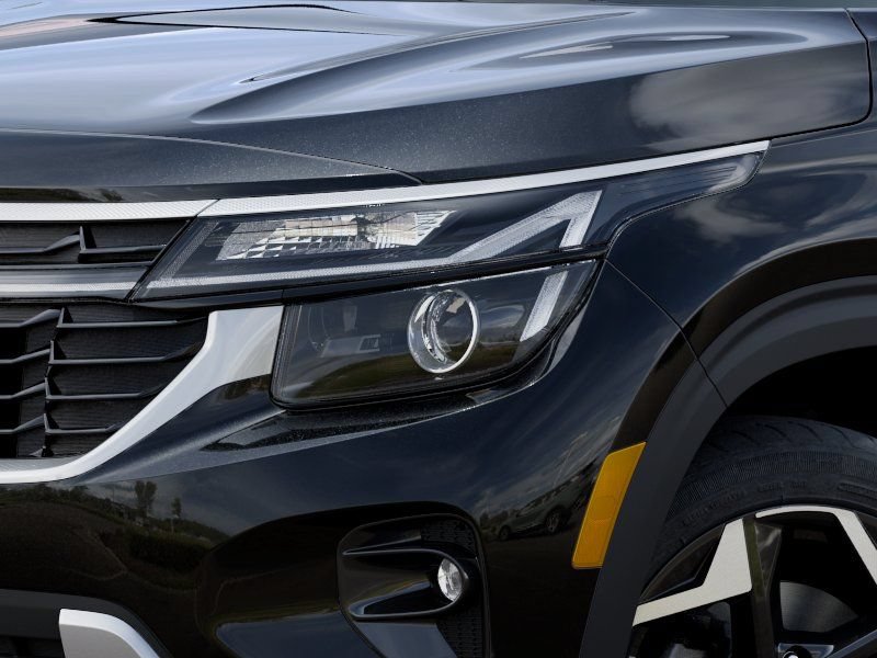 New 2026 Kia Seltos EX FWD image 10