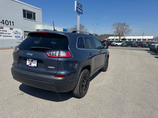 Used 2021 Jeep Cherokee Latitude Plus AWD/4WD image 5