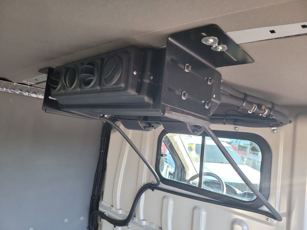 Used 2024 RAM ProMaster 1500 w/ Convenience Group image 12