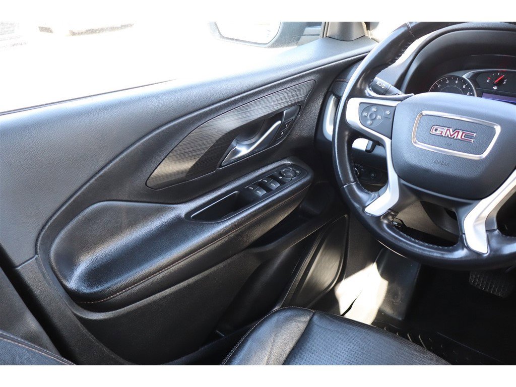 Used 2020 GMC Terrain SLT image 22