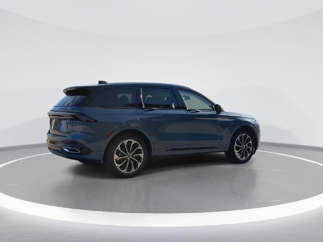 New 2026 Lincoln Nautilus Reserve AWD/4WD image 8