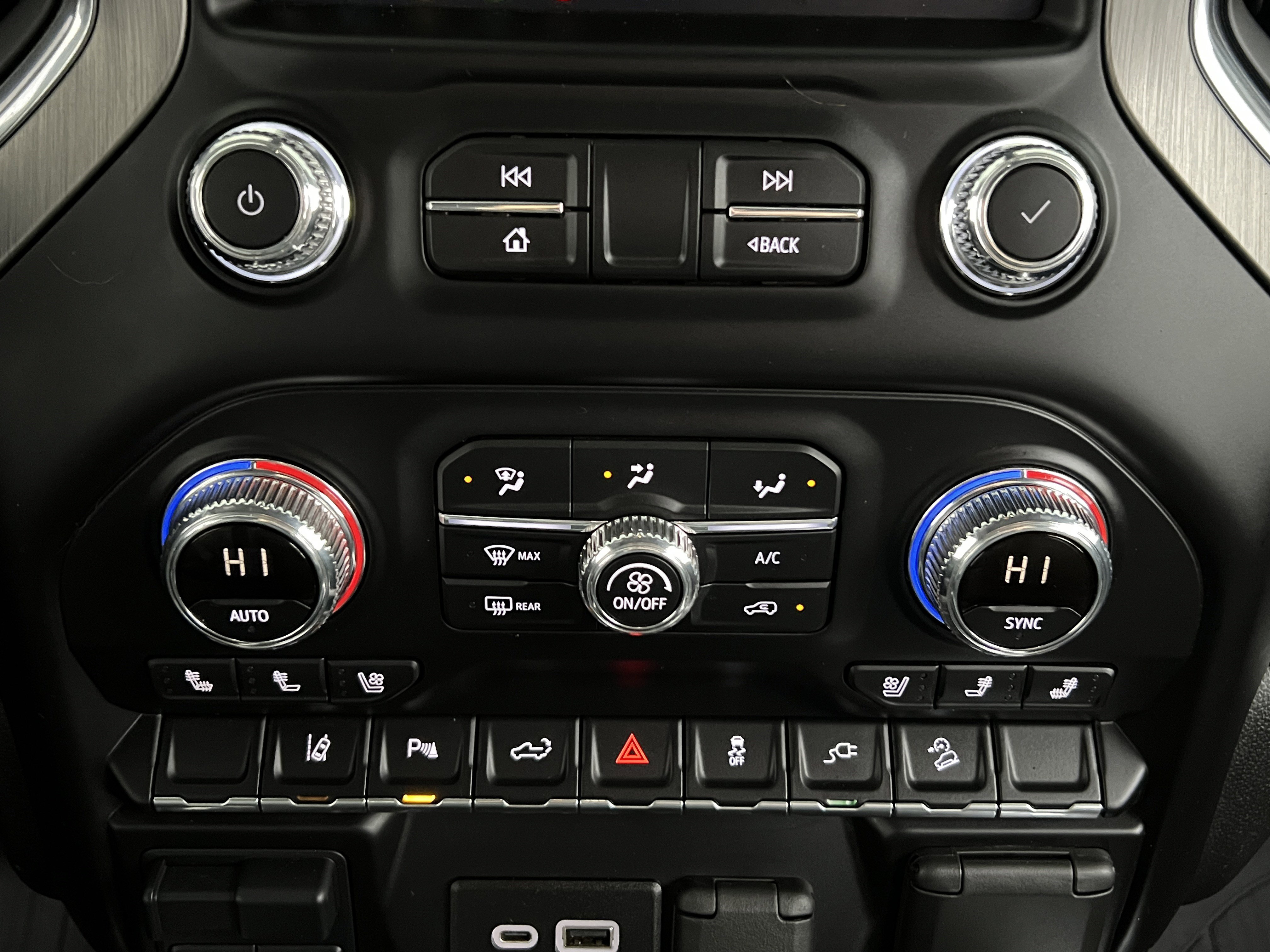 Used 2021 GMC Sierra 2500 Denali w/ Denali Ultimate Package image 30