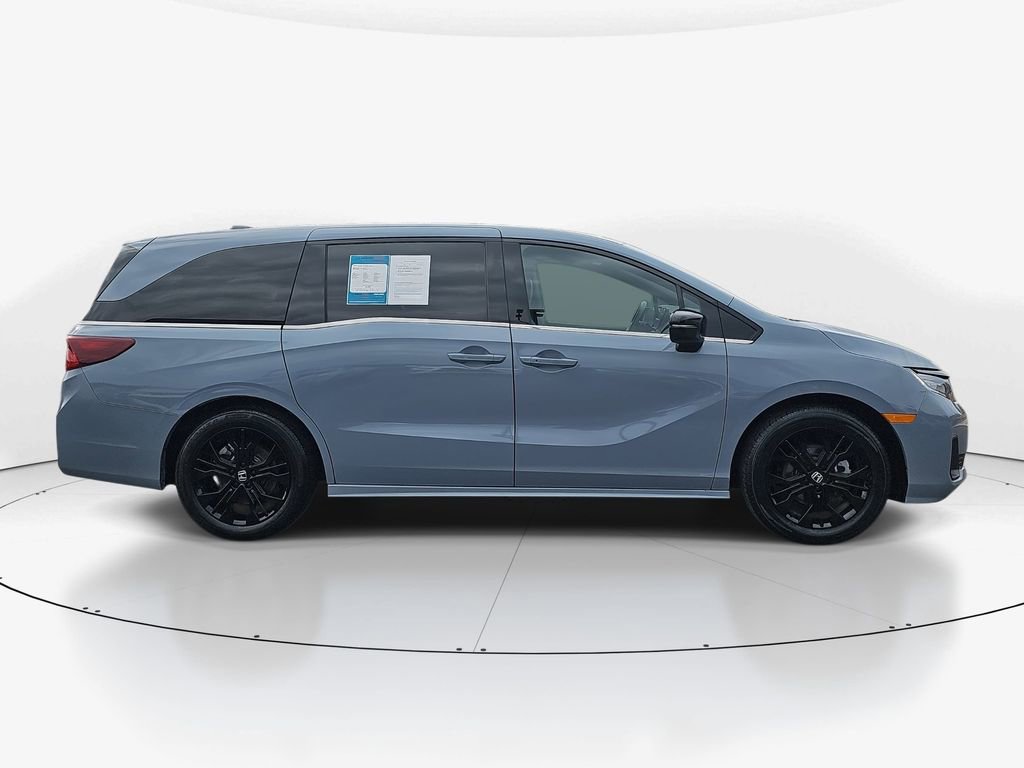 Used 2025 Honda Odyssey Sport-L image 4