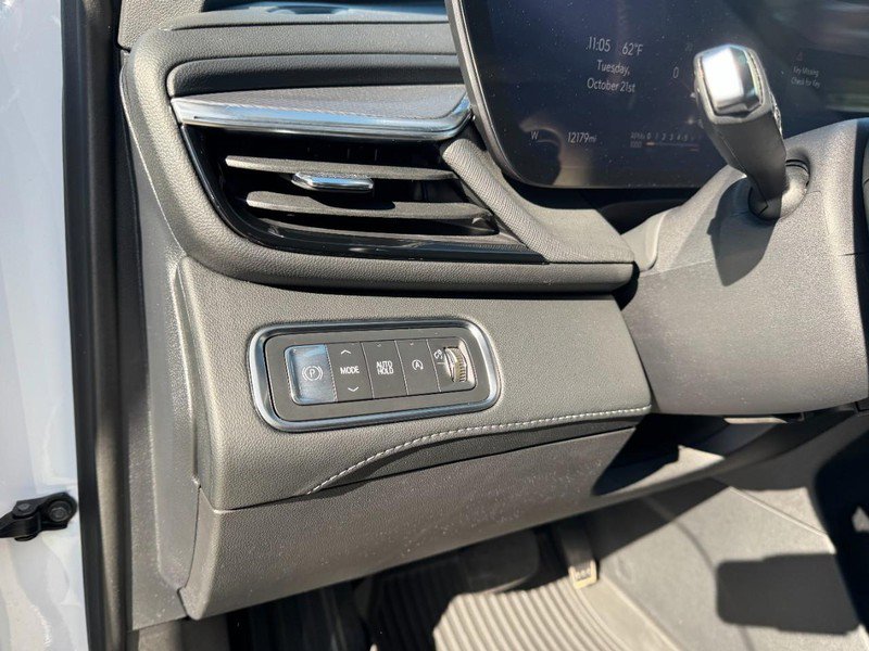 Used 2025 Buick Enclave Sport Touring image 14