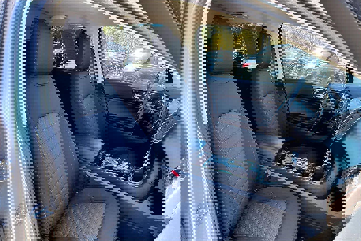 Used 2022 Ford Edge SE image 9