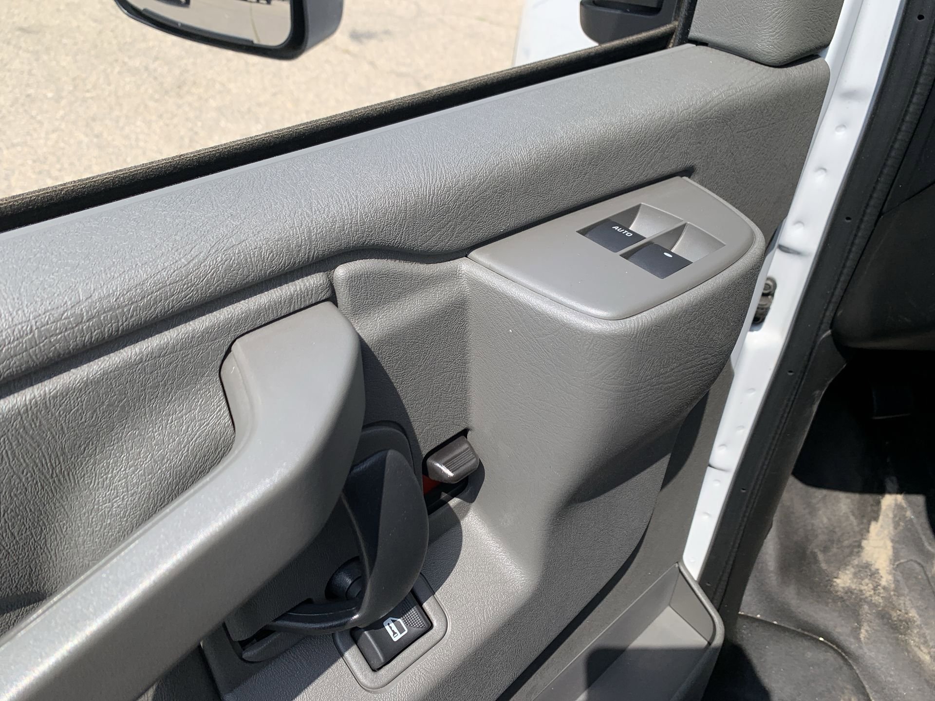 New 2024 GMC Savana 4500 w/ Power Convenience Package RWD image 13