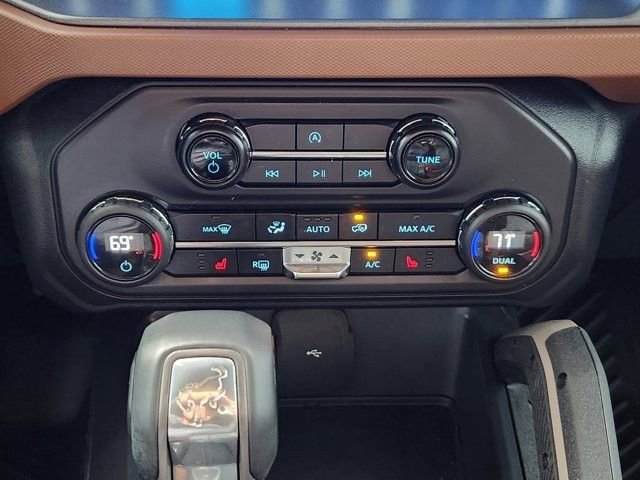 Used 2024 Ford Bronco Outer Banks AWD/4WD image 16