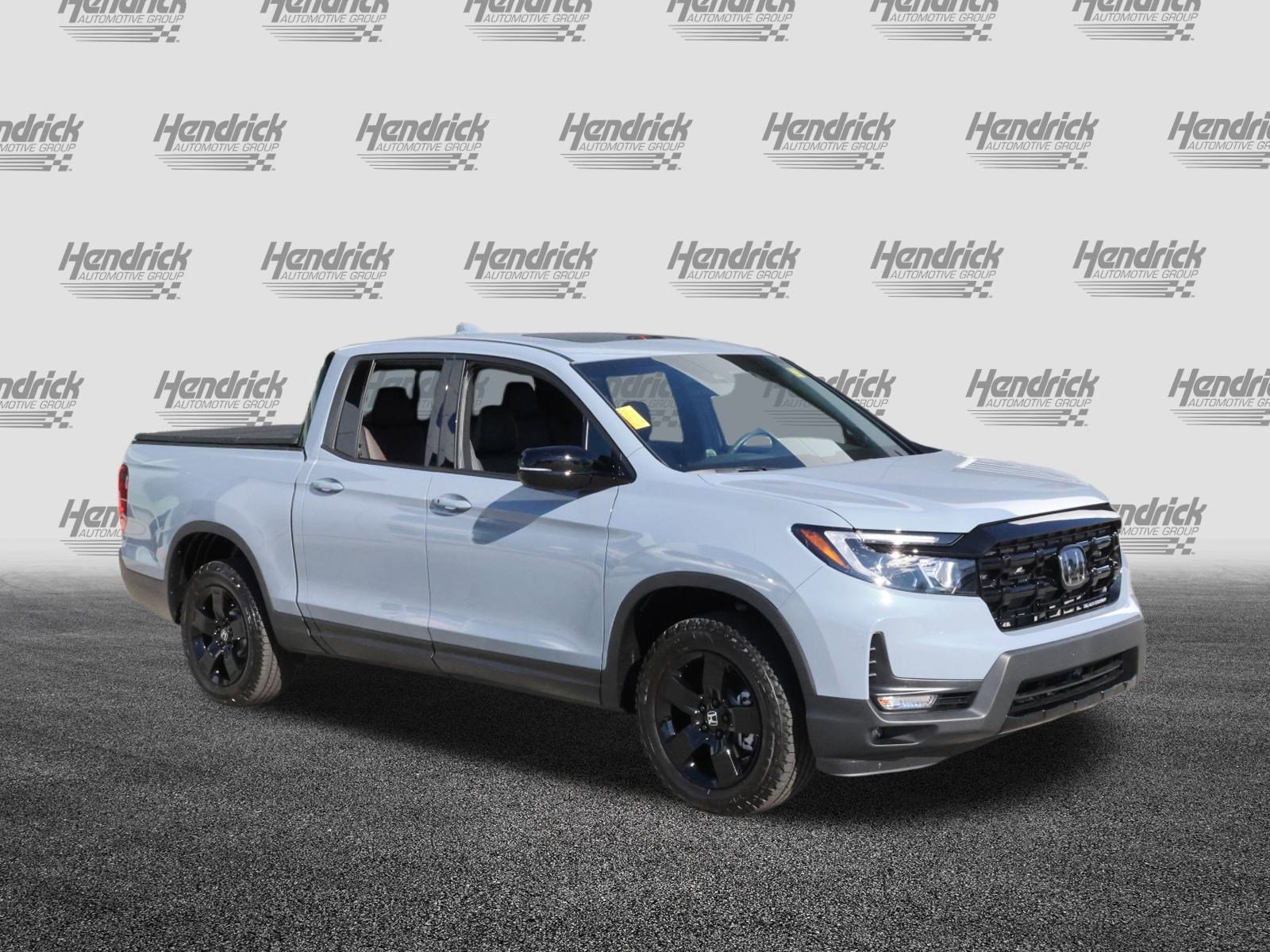 Used 2025 Honda Ridgeline Black Edition image 2