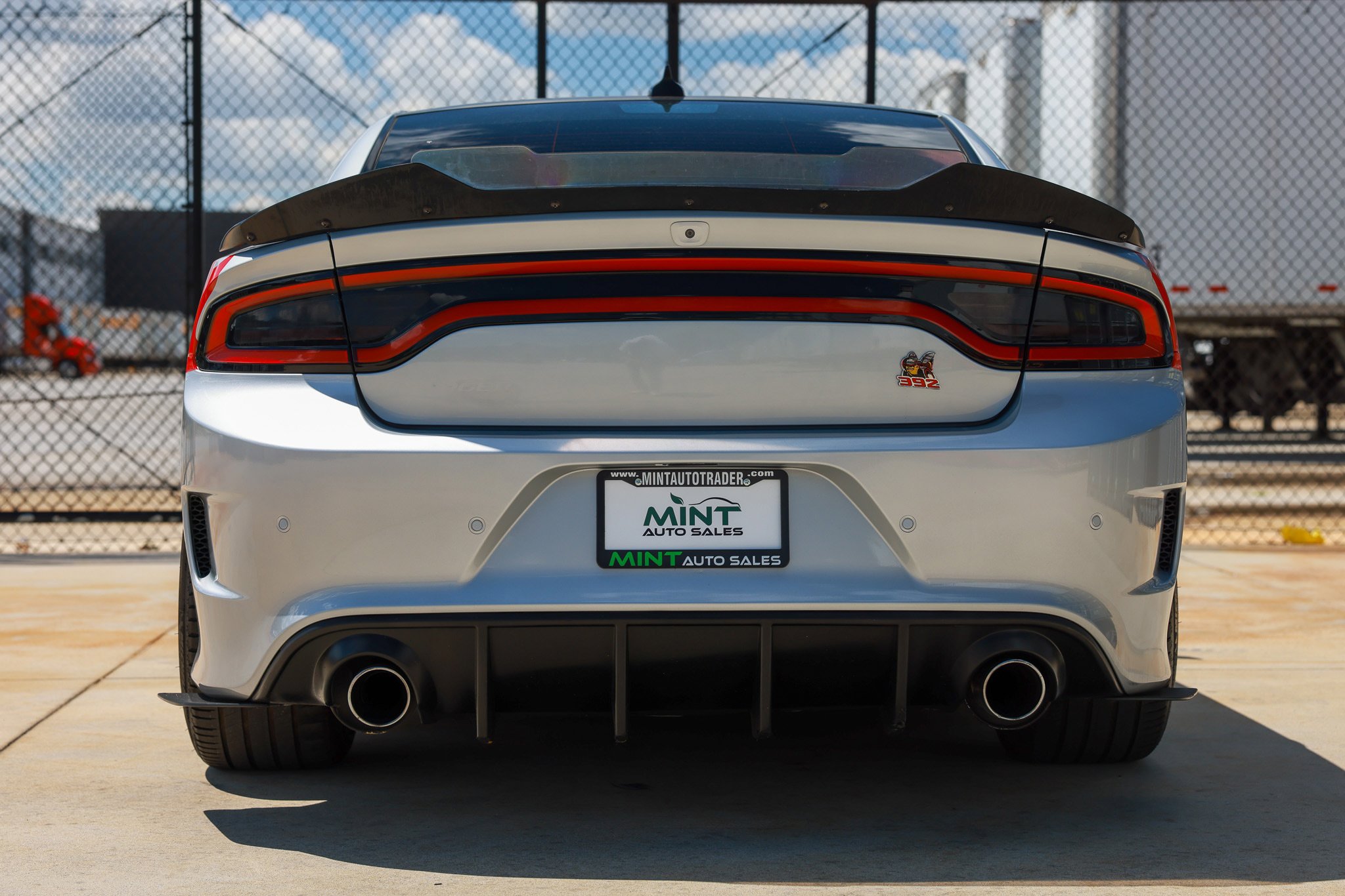 Used 2019 Dodge Charger GT w/ Blacktop Package RWD image 10