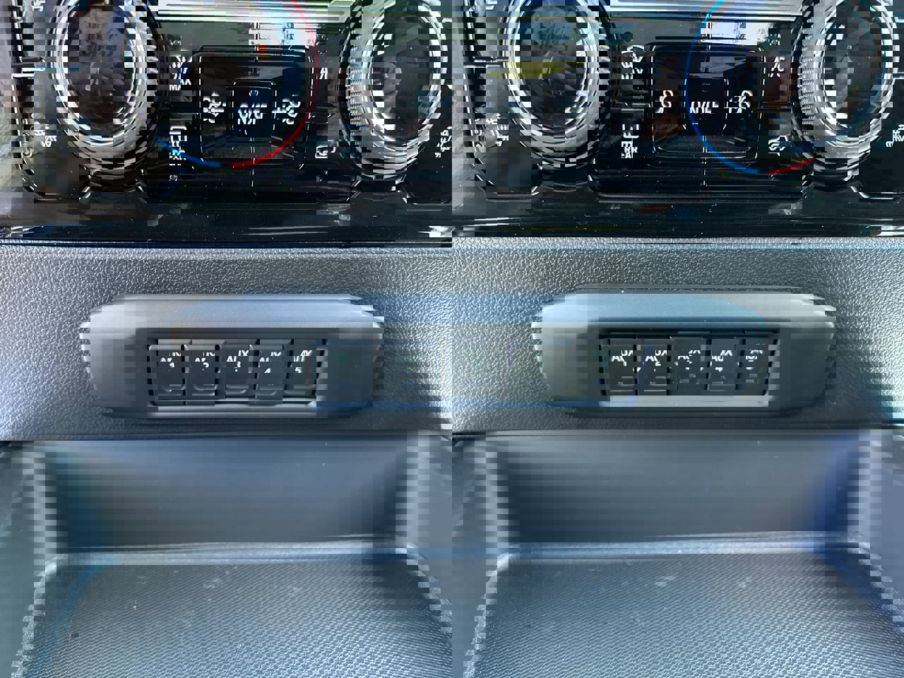 New 2026 Chevrolet Silverado 2500 LT w/ Trail Boss Package image 36