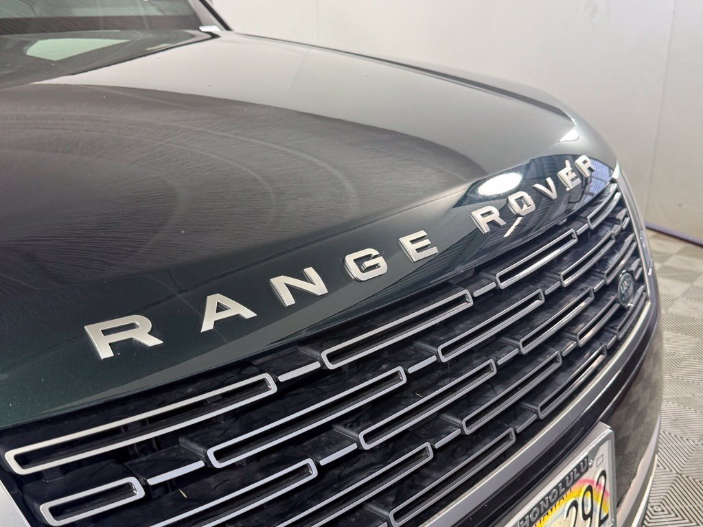 Used 2025 Land Rover Range Rover Long Wheelbase Autobiography AWD/4WD image 9