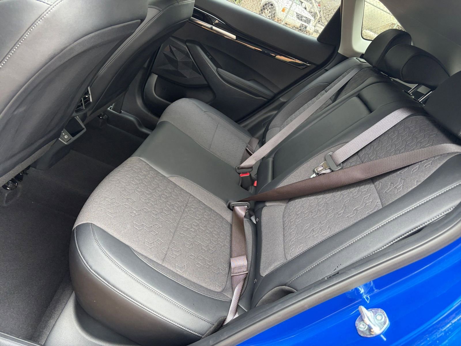 Used 2025 Kia Seltos S image 36