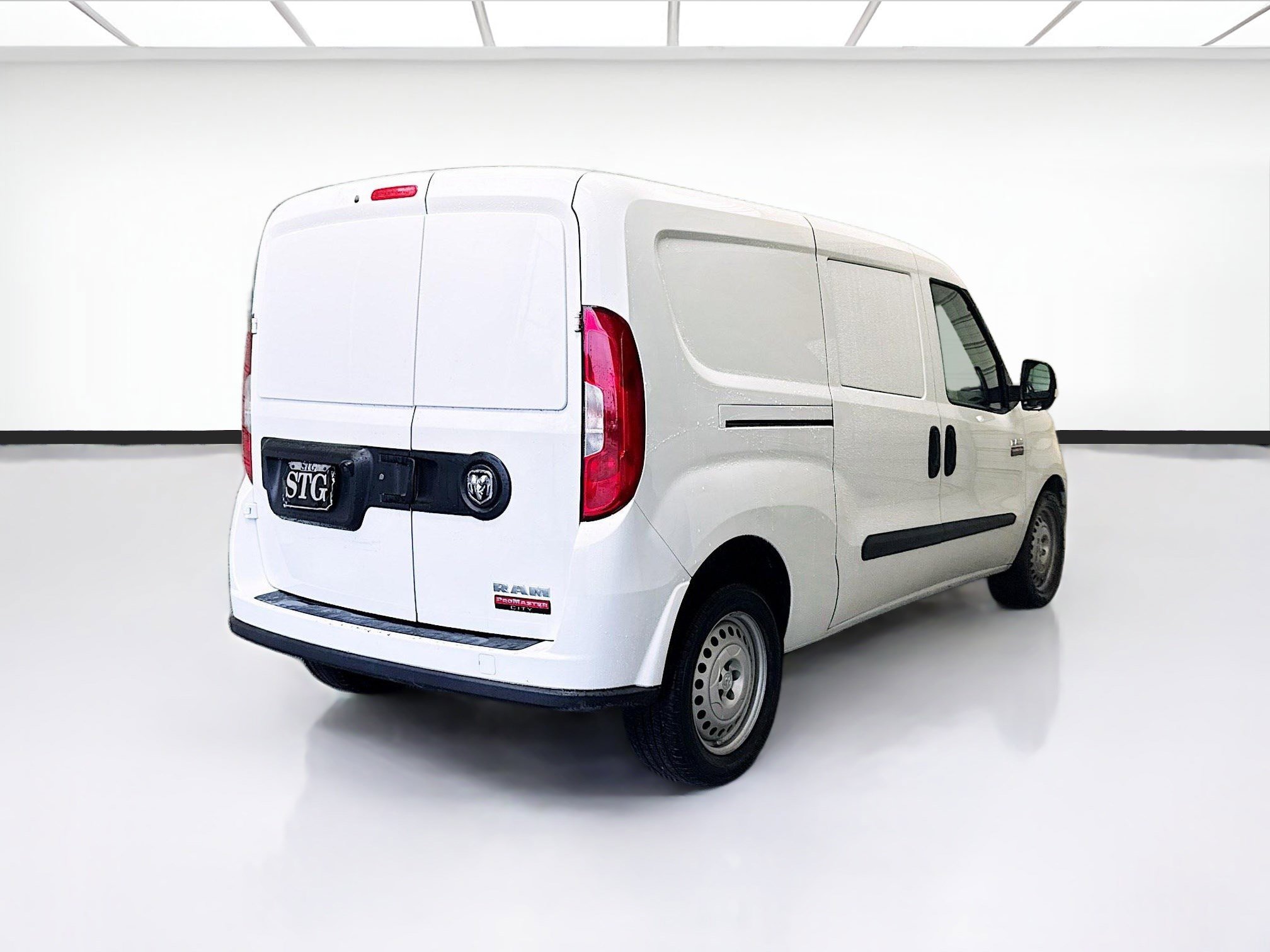 Used 2022 RAM ProMaster City Tradesman FWD image 4