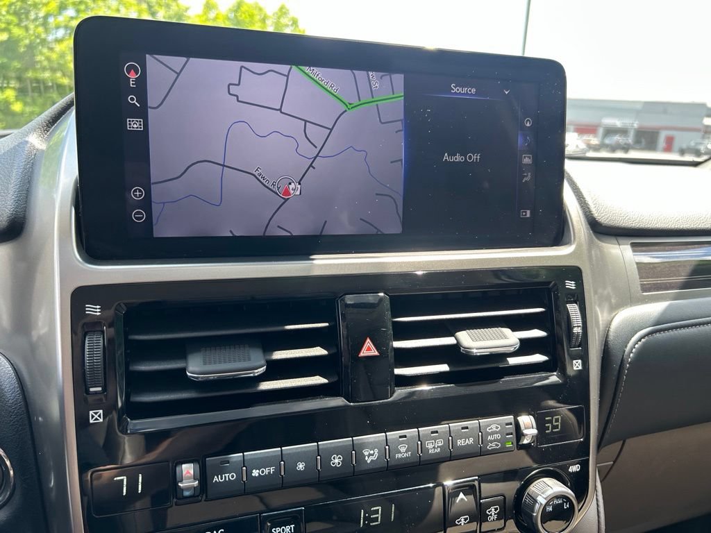 Used 2022 Lexus GX 460 Luxury w/ Sport Design Package AWD/4WD image 19