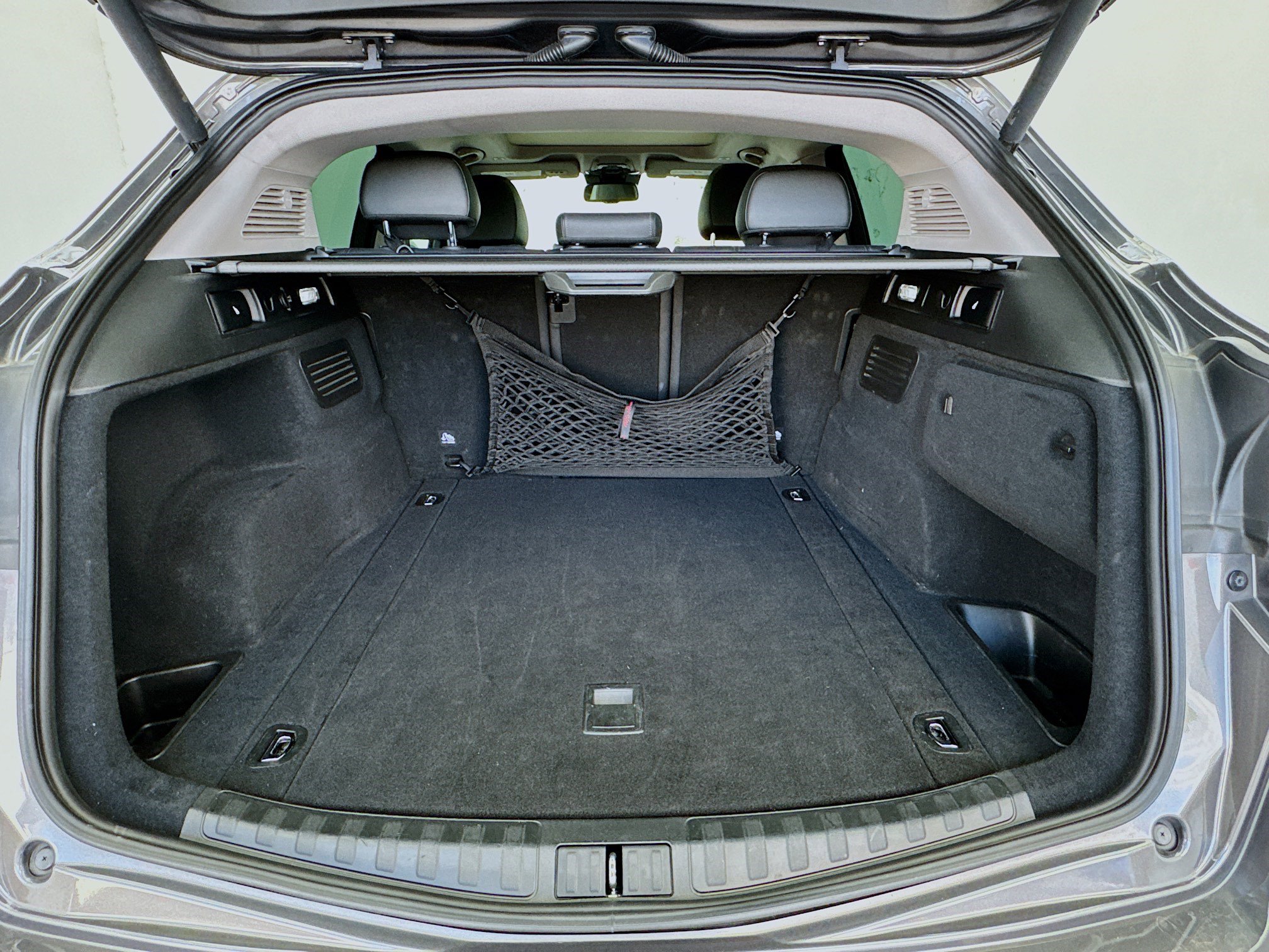 Used 2019 Alfa Romeo Stelvio Sport w/ Quick Order Package 22K Sport image 17