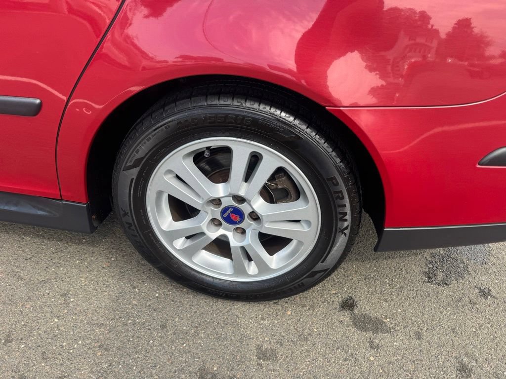 Used 2005 Saab 9-3 Linear FWD image 14