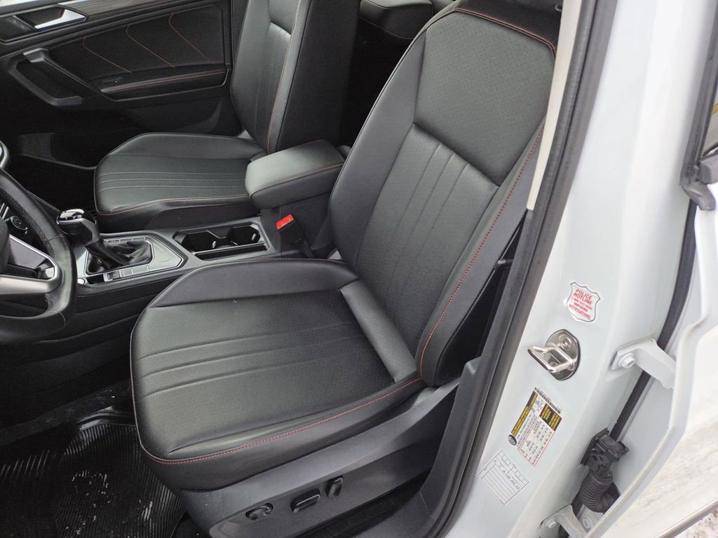 Used 2024 Volkswagen Tiguan Wolfsburg Edition image 22