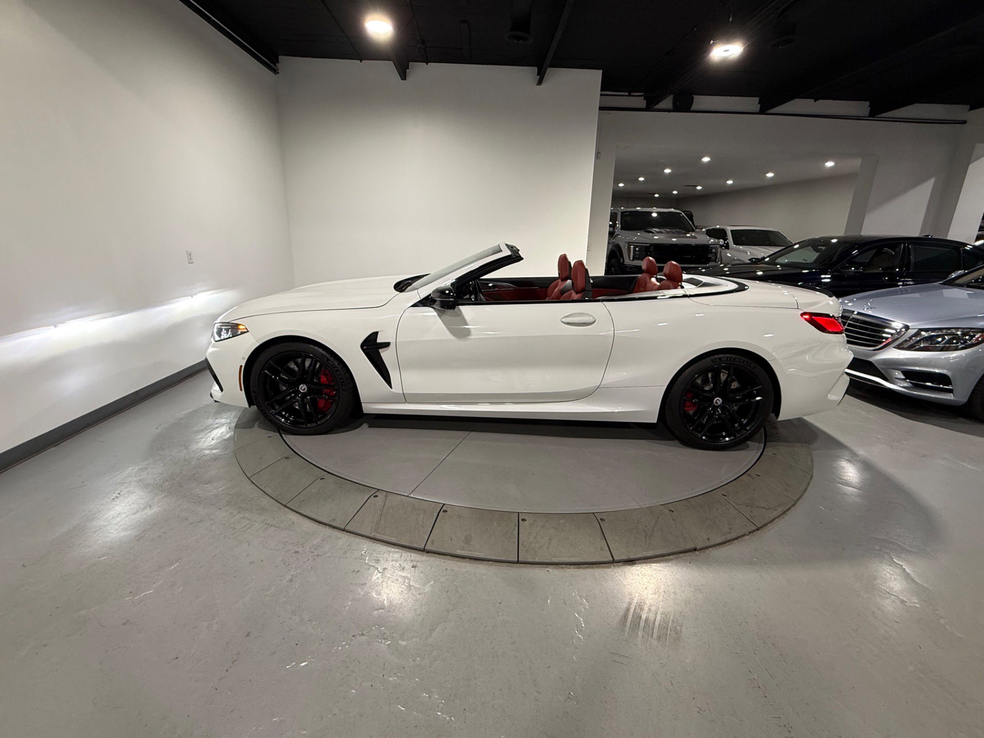 Used 2023 BMW M8 Competition image 25