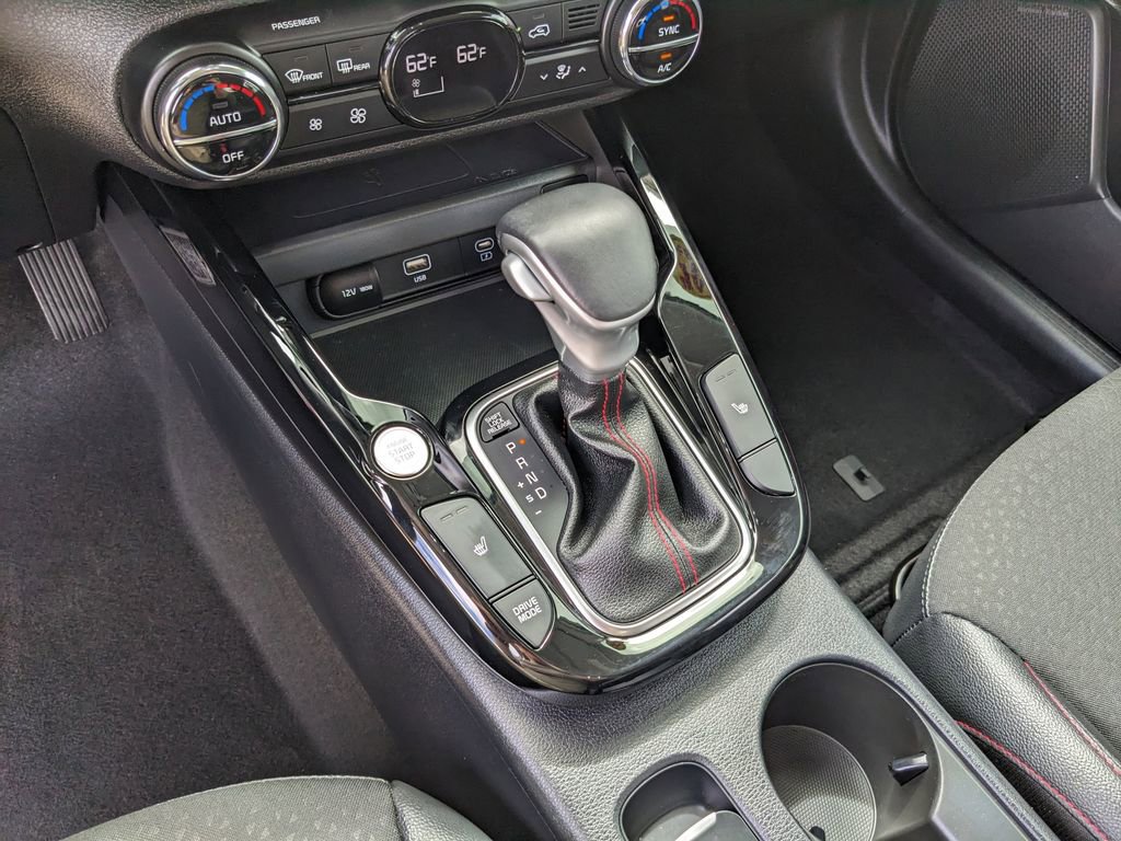 Certified 2025 Kia Soul GT-Line w/ GT-Line Technology Package image 26