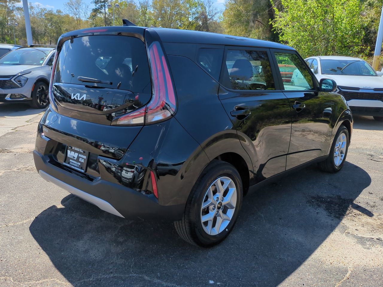 Certified 2025 Kia Soul LX image 5