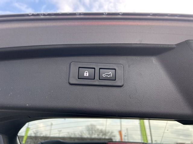 Used 2025 Subaru Outback Onyx Edition image 30