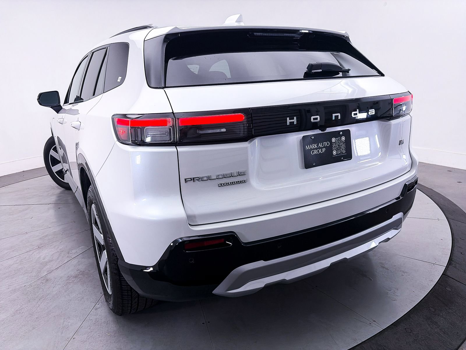 Used 2024 Honda Prologue Touring image 10