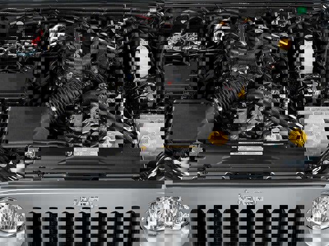 Used 2014 Jeep Wrangler Unlimited Rubicon w/ Connectivity Group image 13