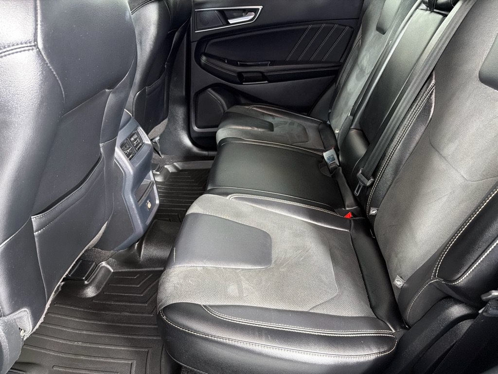 Used 2019 Ford Edge ST AWD/4WD image 19