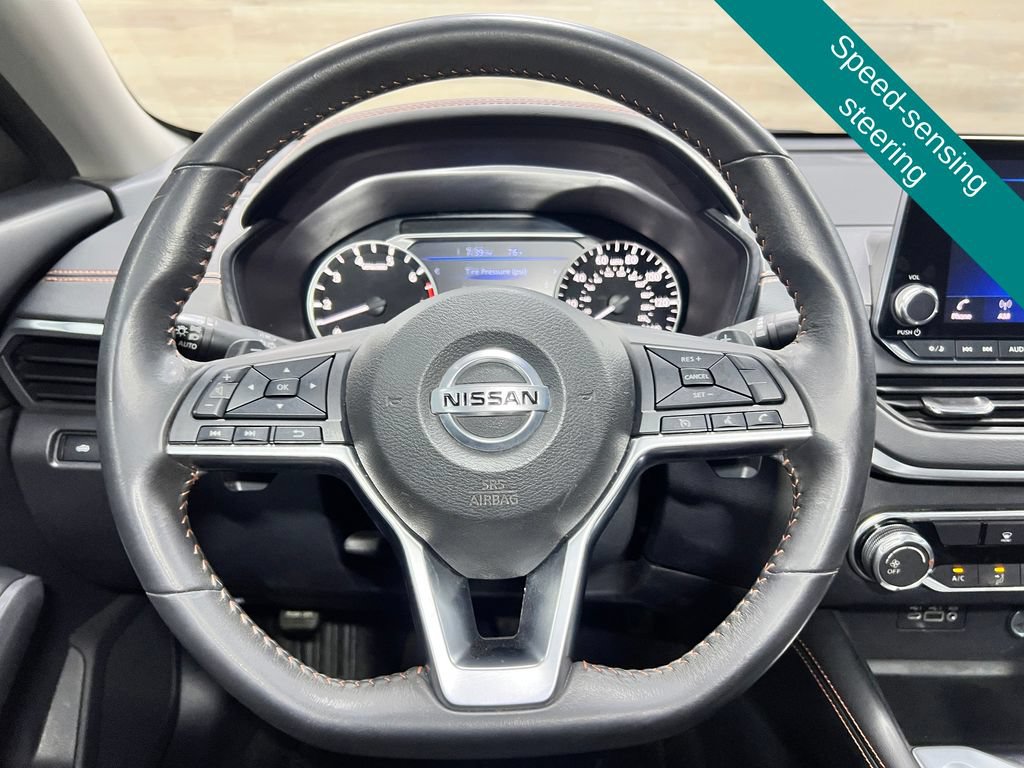 Used 2022 Nissan Altima 2.5 SR FWD image 4